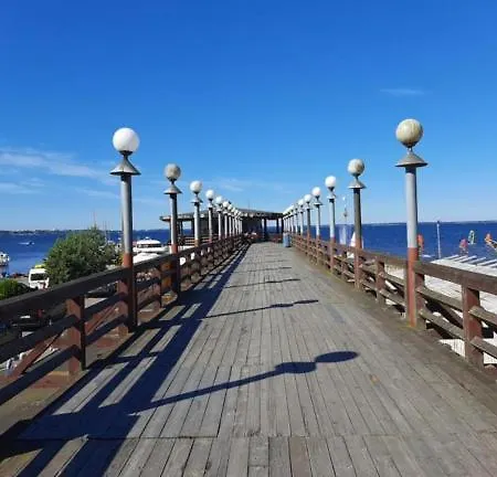 Przyczepa Kempingowa Nad Samym Brzegiem Puck-chalupy.realizujemy Bony Turystyczne!